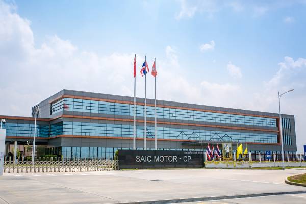 MG welcomes prime minister, public and private sectors  for a factory visit