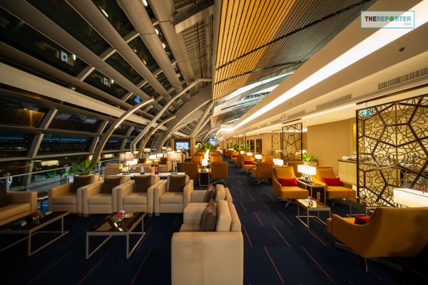 Luxurious Lounge