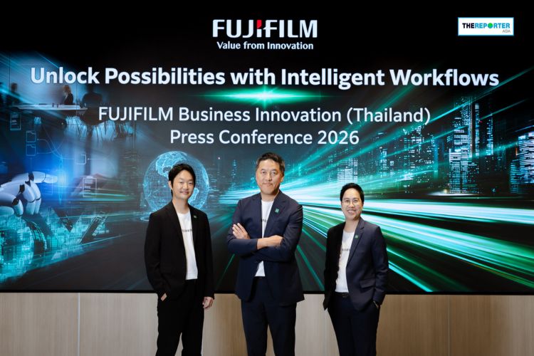 FUJIFILM