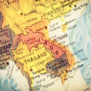 SCB EIC Sees 2026 CLMV Growth Slowing to 6.2% Amid Global Risks