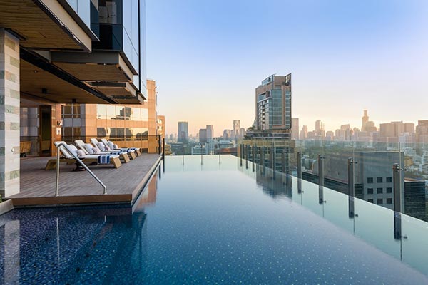 ชี้เป้า 11 สระว่ายน้ำ ‘IHG Hotels & Resorts’ รับอากาศร้อน