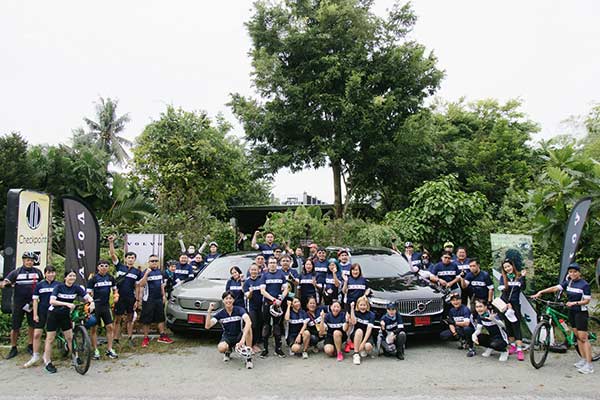 วอลโว่ คาร์ ประเทศไทย นำทีมสื่อมวลชนปั่นจักรยานบนเส้นทางธรรมชาติที่อำเภอศรีราชา จังหวัดชลบุรี