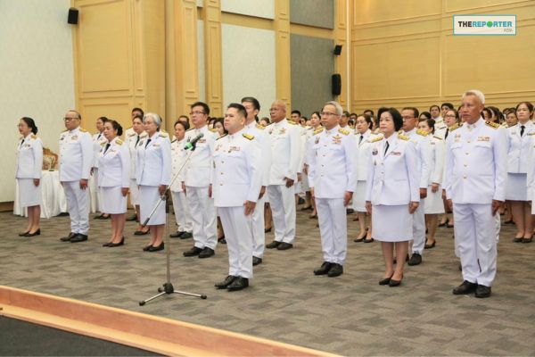 ถวายพระพรชัยมงคล