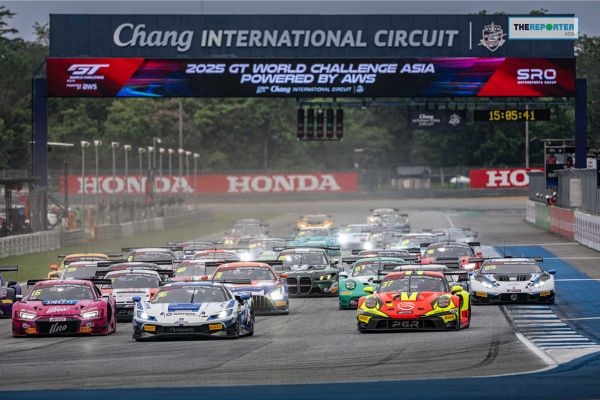 GT World Challenge Asia คู่หูจีนผงาด! แซงเดือดโค้งท้ายคว้าชัยเรซแรก