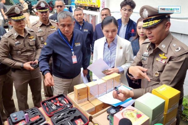 ทลายรัง บุหรี่ไฟฟ้า รายใหญ่กรุงเทพฯ ยึดของกลางทะลุ 180,000 ชิ้น