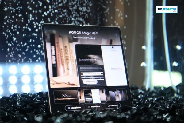 HONOR Magic V5