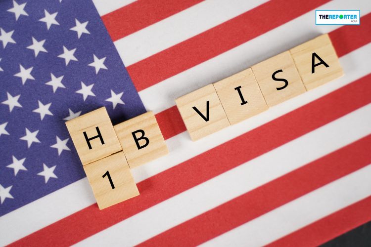 ทรัมป์ขึ้น ค่าธรรมเนียมวีซ่า H-1B แสนเหรียญ! สะเทือนนายจ้างสหรัฐฯ