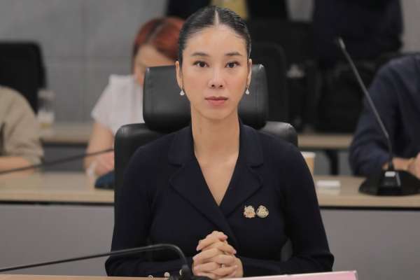 ดีอี ผวาลิงก์ปลอม “คนละครึ่งพลัส” ลวงดูดเงิน สั่งคุมเข้ม