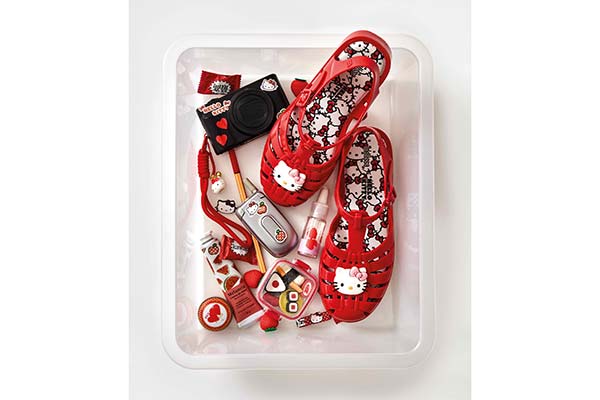 เปิดตัว melissa x Hello Kitty and Friends คอลลาบอเรชั่นที่เชื่อมโยงหลากหลายเจเนอเรชั่น