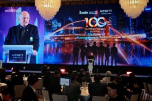 100 Outperforming Enterprises 2025