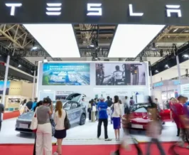 Tesla ผนวกโมเดล AI Doubao ในจีน ยกระดับห้องโดยสารอัจฉริยะ