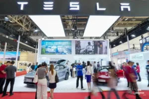 Tesla ผนวกโมเดล AI Doubao ในจีน ยกระดับห้องโดยสารอัจฉริยะ