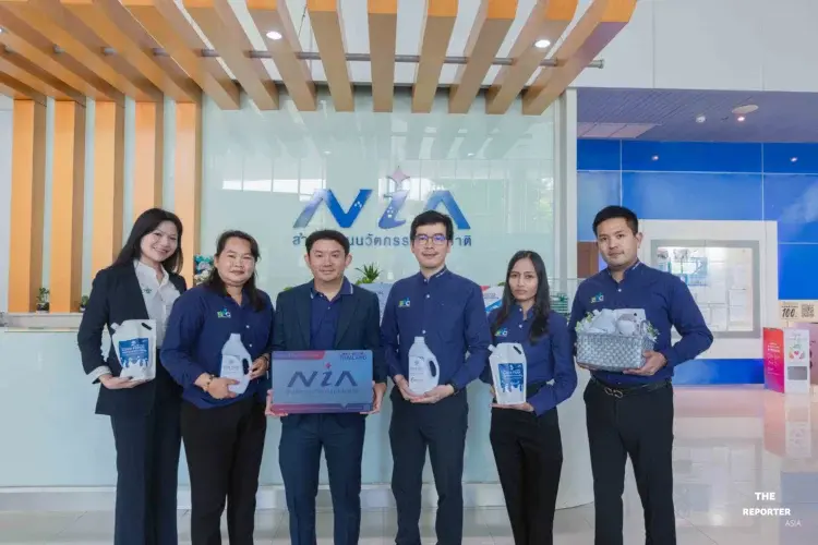NIA หนุน BWC เปิดตัว Care Floor นวัตกรรมน้ำยาถูพื้นรักษ์โลก