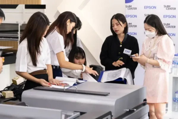 เอปสันจับมือสยามเซ็นเตอร์ปีที่ 3 หนุนยังก์ดีไซเนอร์ไทยสู่เวทีแฟชั่น