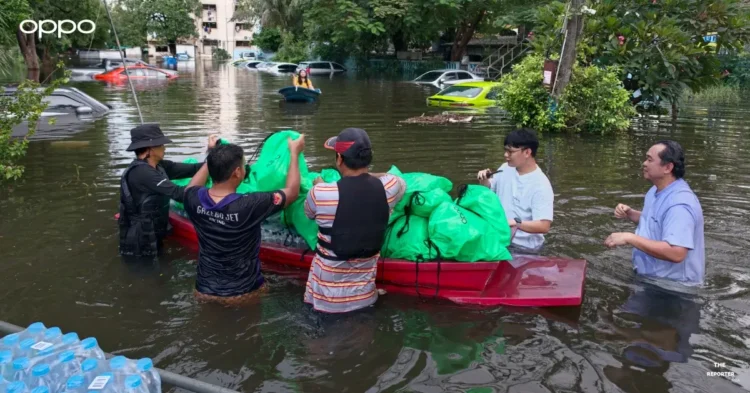 OPPO ลงพื้นที่มอบสิ่งของจำเป็น 150 ชุด ช่วยน้ำท่วมแฟลตคลองจั่น