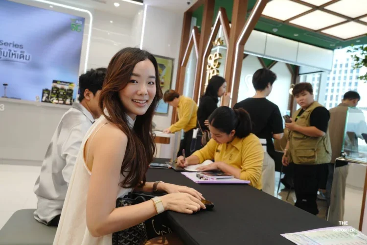 AIS เปิดรับเครื่อง iPhone Duo วันแรก ชูโปรโมชันผ่อนเริ่มต้น 695 บาท หนุน 5G-ADVANCED